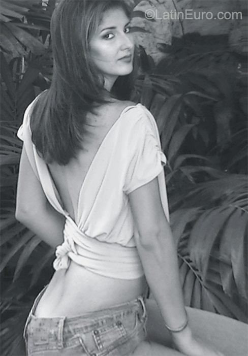 Date this delightful Colombia girl Alexandra from Medellin CO9132