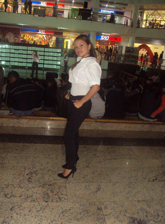 Date this sultry Colombia girl Lucero from Bogota CO9169