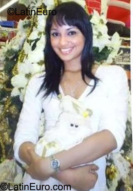 Date this funny Colombia girl Paola from Aguachica CO9418