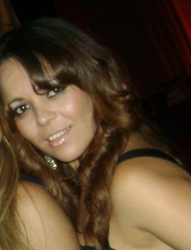 Date this sultry Brazil girl Thannia from Ponta Grossa BR6320