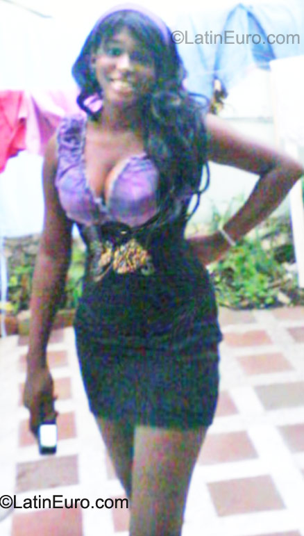 Date this lovely Colombia girl Dayana from Bogota CO9262