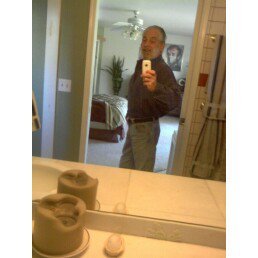 Date this tall United States man Andythedogmanaz from Phoenix US12240