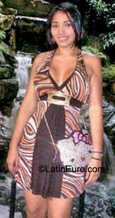 Date this sultry Colombia girl Hada from Cali CO9306