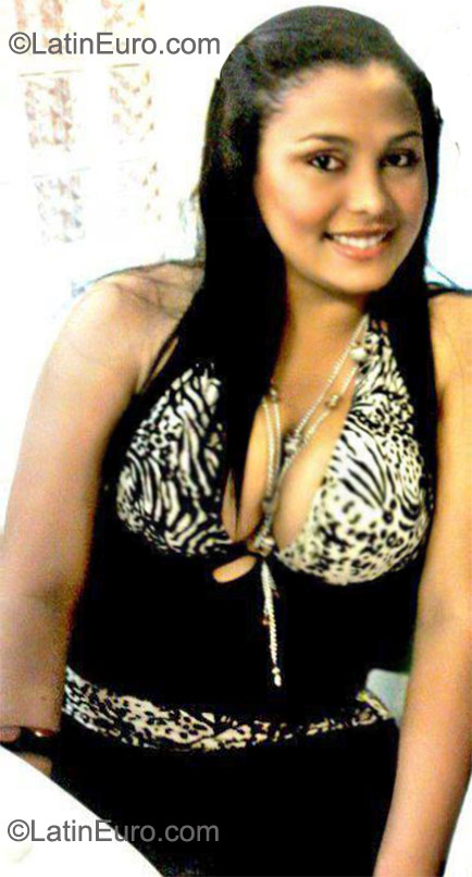 Date this pretty Colombia girl Liliana from Barranquilla CO9350