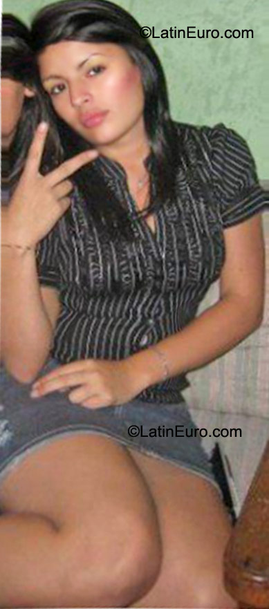 Date this exotic Colombia girl Johana from Manizales CO9408