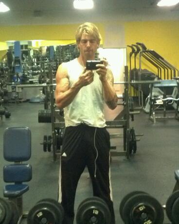 Date this gorgeous United States man Dillonmitchell from Miami US12391