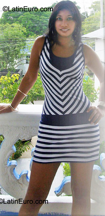 Date this georgeous Colombia girl Diana from Bucaramanga CO9499