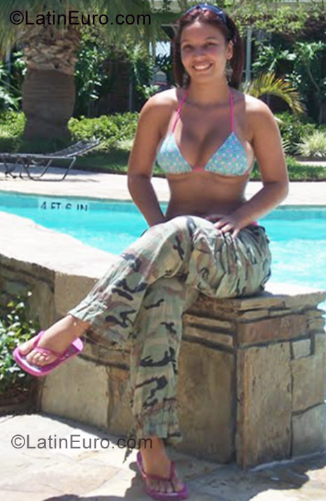 Date this sensual Brazil girl Emilse from Belo Horizonte BR6370