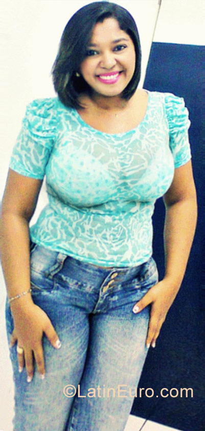 Date this delightful Brazil girl Melissa Soares from Teresina BR6405