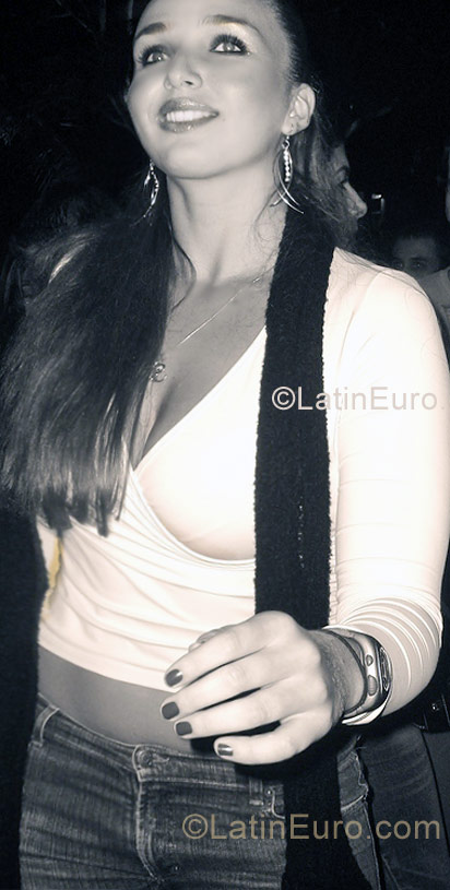 Date this gorgeous Brazil girl Camila from Sao Paulo BR6419