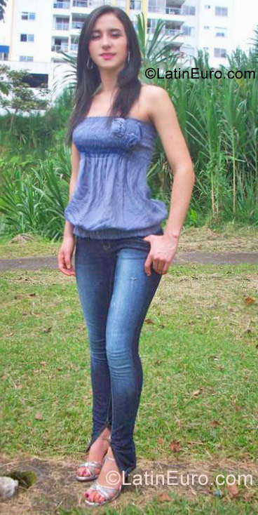 Date this gorgeous Colombia girl Angela viviana from Pereira CO15065