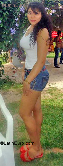 Date this cute Brazil girl Fabricia from Sao Paulo BR6474