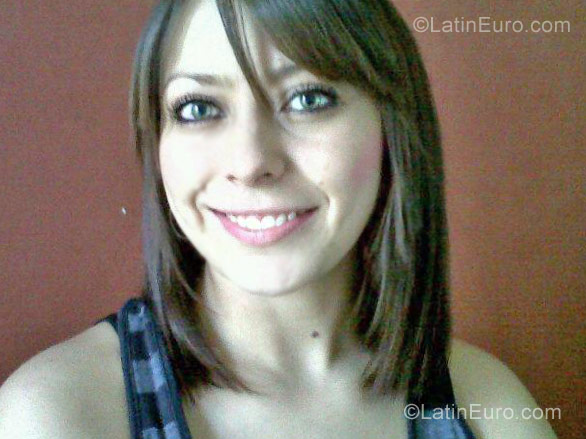 Date this hot Colombia girl Vivian901 from Bogota CO9588