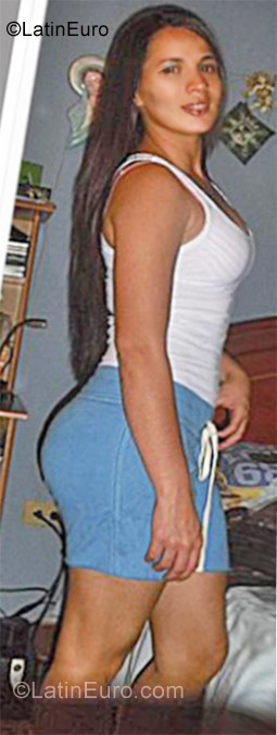 Date this beautiful Colombia girl Natalia from Medellin CO9615