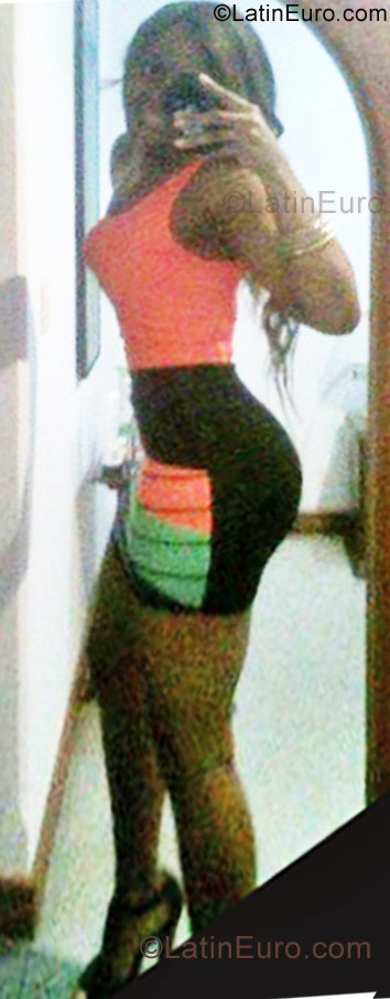 Date this tall Colombia girl Aidy from Bogota CO11299