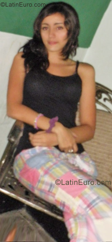 Date this happy Colombia girl Daniela from Medellin CO11793