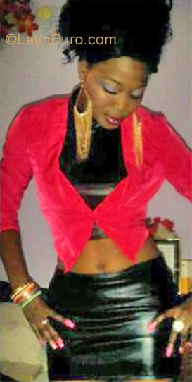 Date this cute Jamaica girl Delishi from Montego Bay JM550