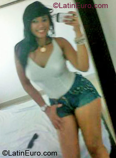 Date this hard body Colombia girl Paola from Barranquilla CO10873