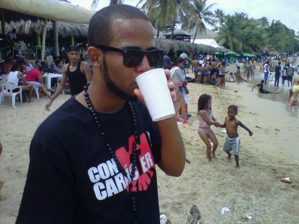 Date this young Dominican Republic man Brandon380live. from San Cristobal DO10759