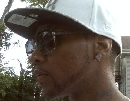 Date this athletic United States man Cadillacole from Duluth US12677