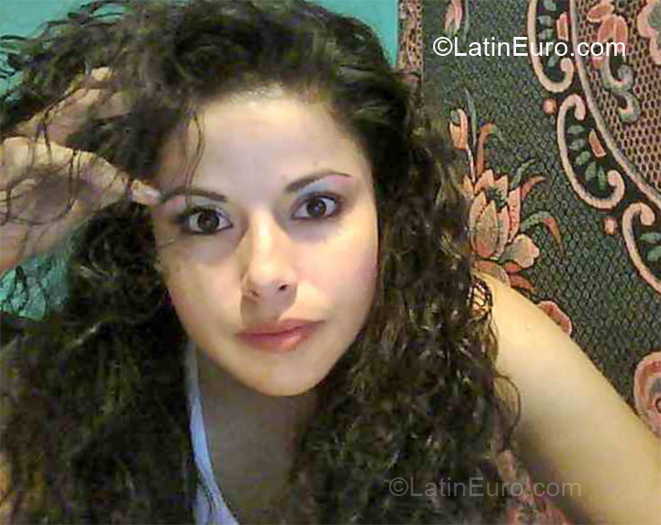 Date this funny Costa Rica girl Giselle from Piedades CR216