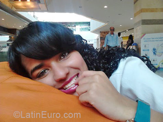 Date this hard body Colombia girl Fher from Medellin CO9991