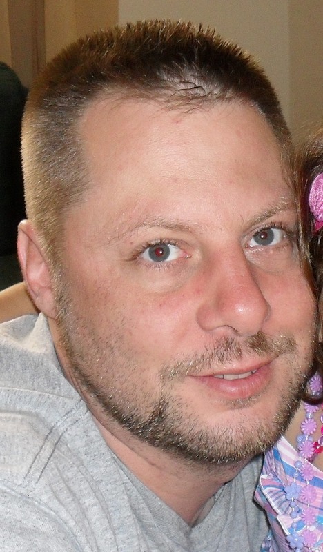 Date this lovely United States man Artie14 from New York US12815