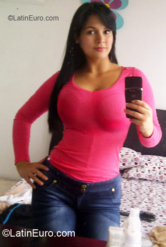 Date this athletic Colombia girl Luisa from Cali CO10095