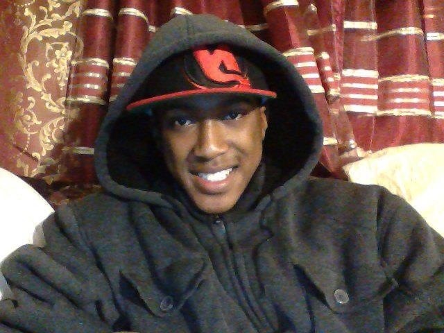 Date this attractive United States man V3smile from Long Beach US12843