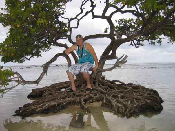 Date this attractive United States man Nicholas80 from Miami US12865