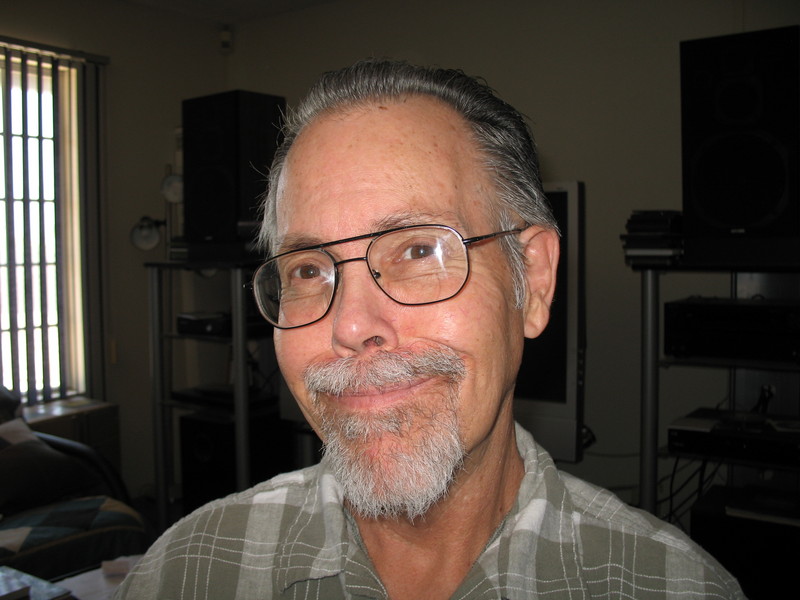 Date this funny United States man Joseph from Desert Hot Springs US12922