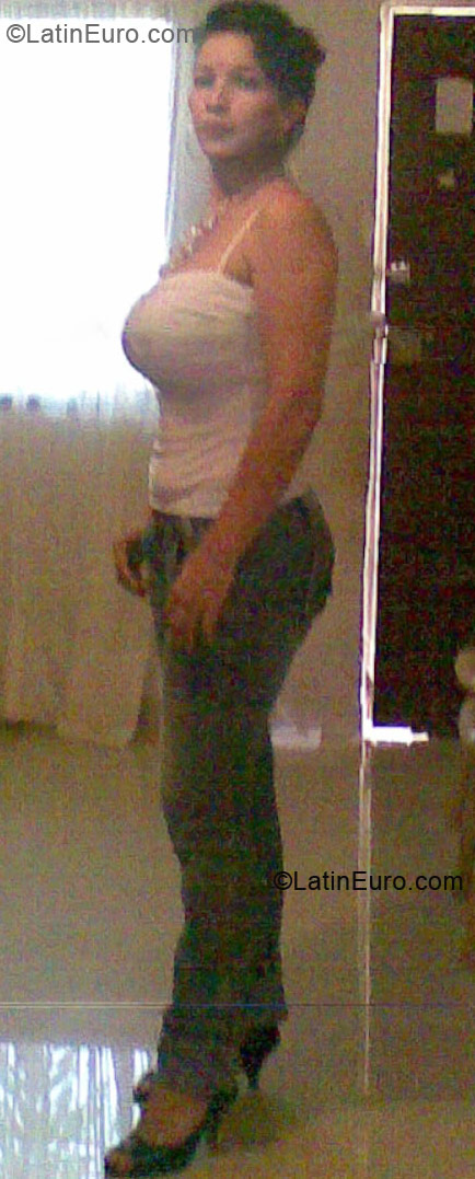 Date this lovely Colombia girl Yudy from Barranquilla CO15124