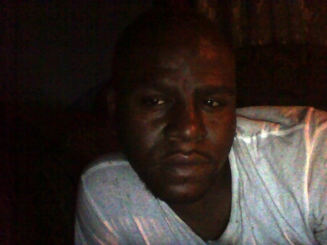 Date this sensual United States man David from Cincinnati US12936