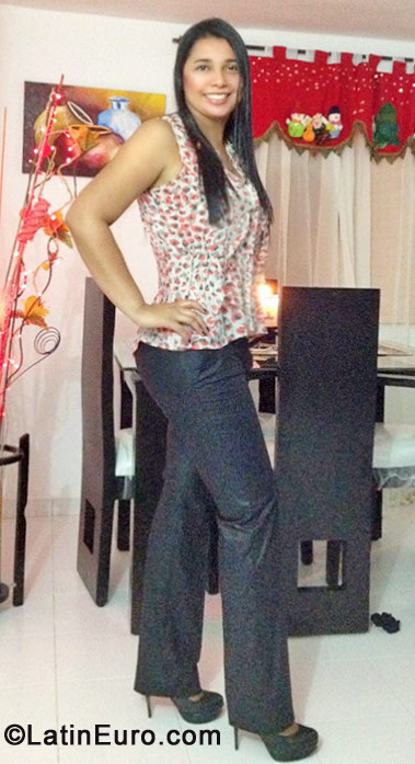 Date this tall Colombia girl Martha from Cali CO10601