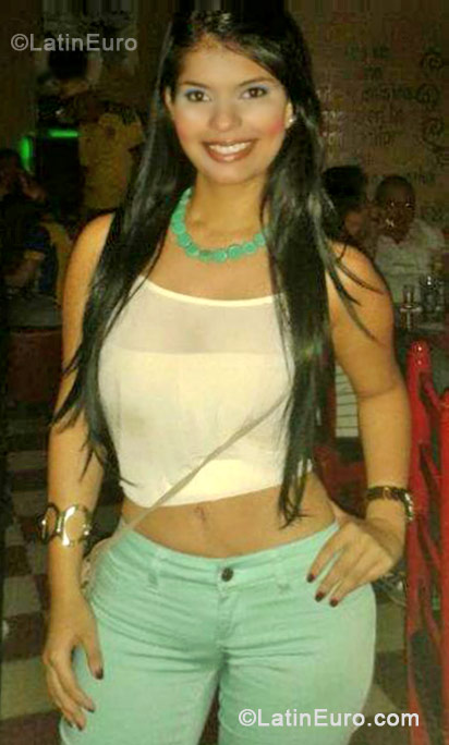 Date this lovely Colombia girl Nary from Barranquilla CO10583