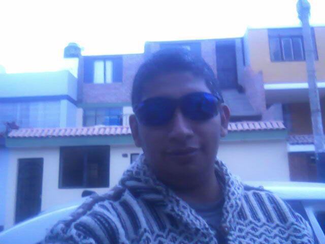 Date this exotic Peru man Moises from Lima PE593