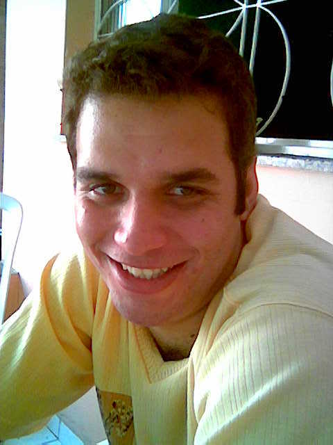 Date this good-looking Brazil man Alex from Governador Valadares BR6767