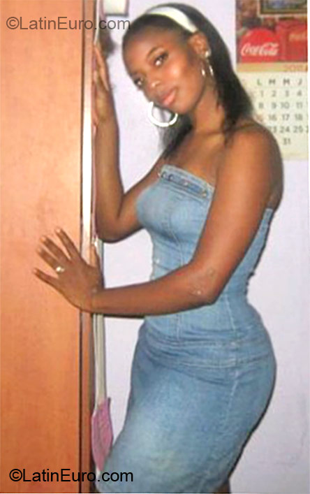 Date this good-looking Colombia girl Patricia from Villavicencio CO10636