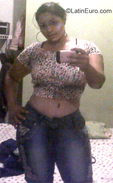 Date this gorgeous Colombia girl Dana from Quibdo CO10665