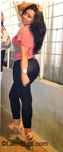 Date this hard body Ecuador girl Amanda from Guayaquil EC145