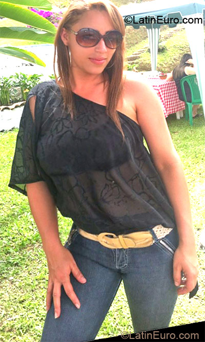 Date this exotic Colombia girl Ana Maria from Manizales CO10773