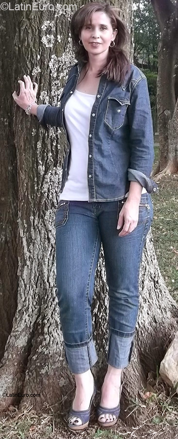 Date this lovely Colombia girl Luz Elena from Medellin CO10855