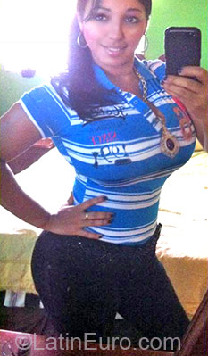 Date this attractive Dominican Republic girl Francy from San Francisco De Macoris DO11906