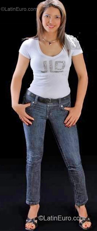 Date this fun Colombia girl Dora from Medellin CO17615