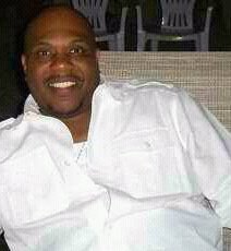 Date this beautiful United States man Leon from Ontario US13471