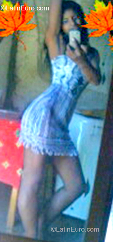 Date this tall Brazil girl Rosinea from Nova Friburgo BR7051