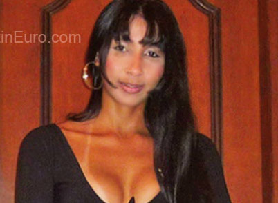 Date this beautiful Brazil girl Mariah123 from Rio De Janeiro BR9463