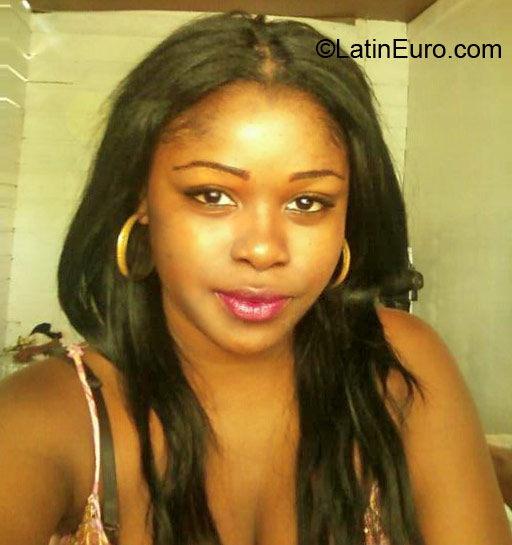 Date this good-looking Jamaica girl Casey ann from negril JM779