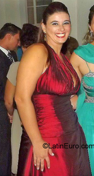 Date this good-looking Brazil girl Michelle from Belo Horizonte BR7063