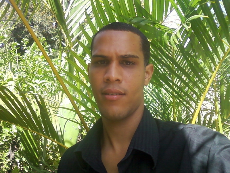 Date this happy Dominican Republic man William francis from Valverde Mao DO12397